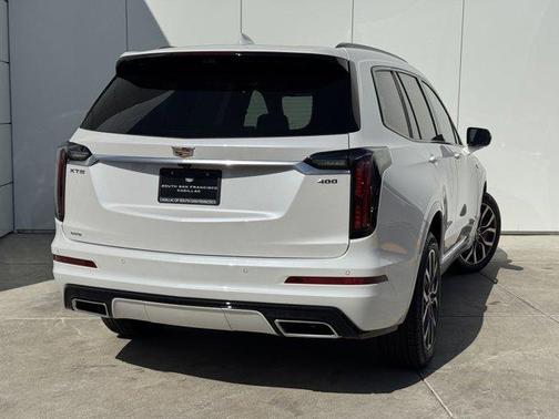 2025 Cadillac XT6 Sport AWD