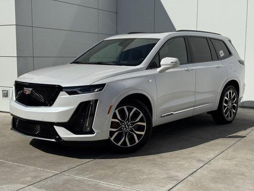2025 Cadillac XT6 Sport AWD