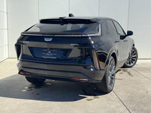2025 Cadillac LYRIQ Sport
