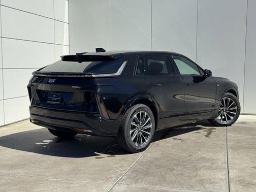 2025 Cadillac LYRIQ Sport
