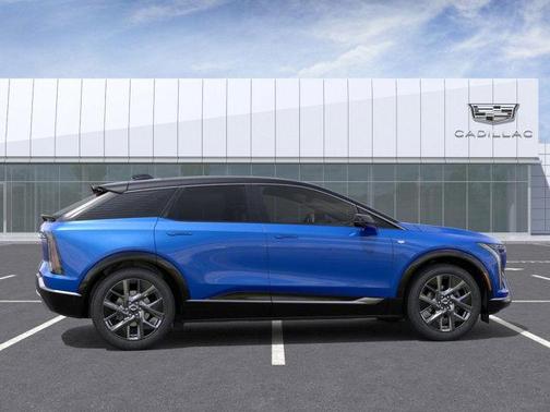 2025 Cadillac OPTIQ Luxury