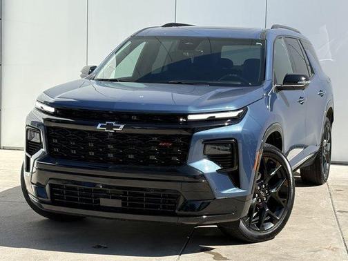 Lakeshore Blue Metallic 2025 Chevrolet Traverse RS