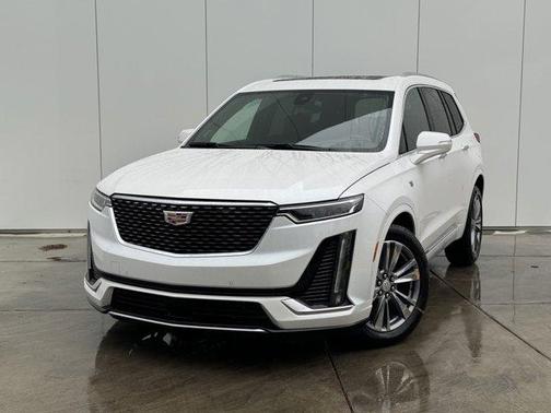 2025 Cadillac XT6 Premium Luxury FWD