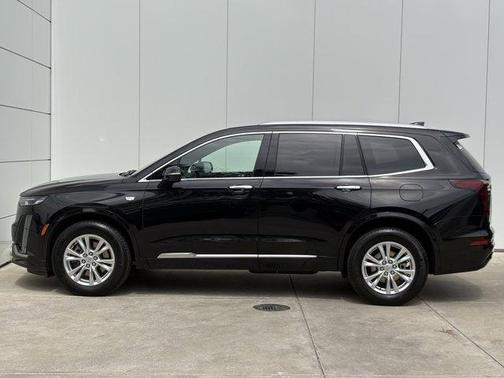 Stellar Black Metallic 2024 Cadillac XT6 Luxury AWD