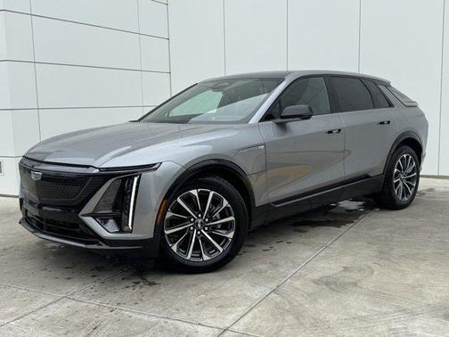 2025 Cadillac LYRIQ Sport