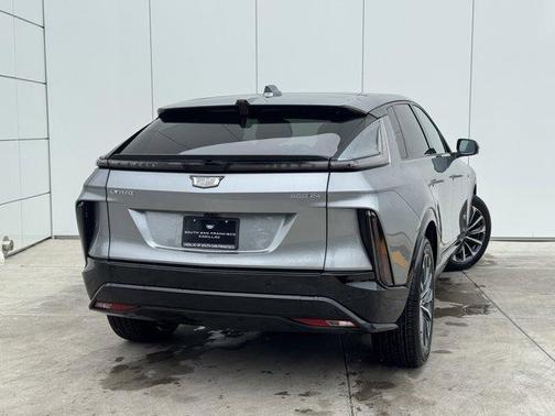 2025 Cadillac LYRIQ Sport
