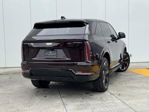 2025 Cadillac Escalade IQ Sport 2