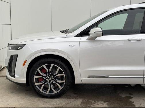 2025 Cadillac XT6 Sport AWD