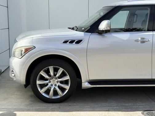2012 INFINITI QX56 Base
