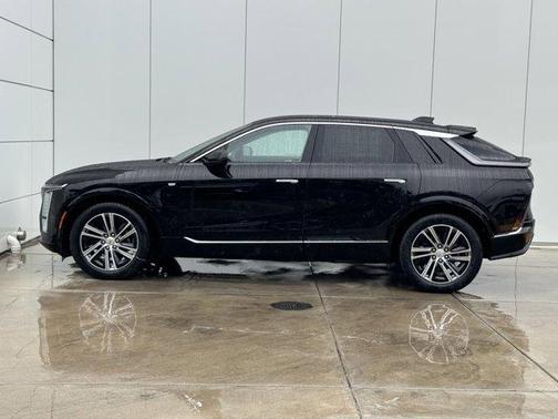 2025 Cadillac LYRIQ Luxury