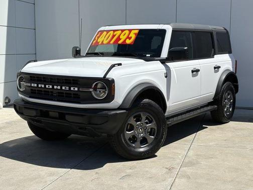 Black 2025 Ford Bronco Big Bend
