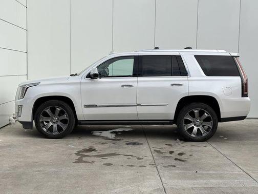 2016 Cadillac Escalade Premium