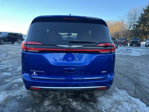 2021 Chrysler Pacifica L