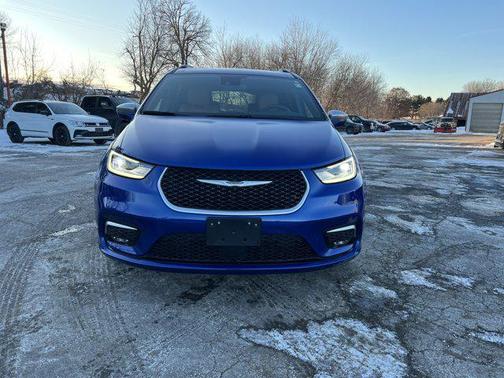 2021 Chrysler Pacifica L