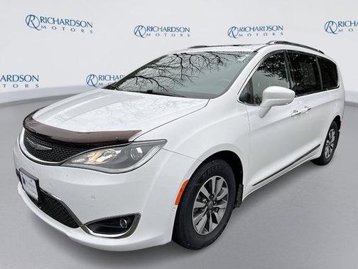 2020 Chrysler Pacifica Touring-L Plus