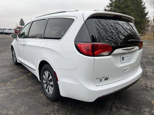 2020 Chrysler Pacifica Touring-L Plus