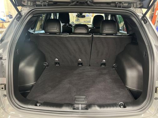 Sting-Gray Clearcoat 2023 Jeep Compass Limited