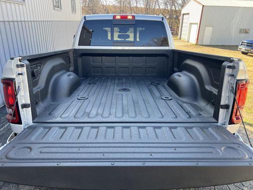 2026 RAM 2500 Tradesman Crew Cab 4x4 6'4' Box