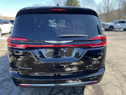 2026 Chrysler Pacifica L