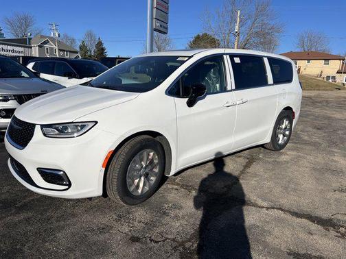 2026 Chrysler Pacifica Limited