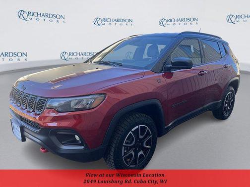 Red Hot Pearlcoat 2026 Jeep Compass Trailhawk