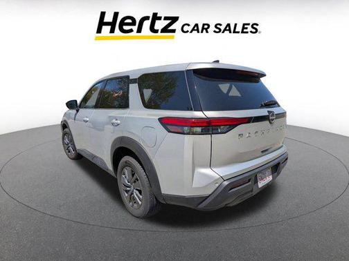 2024 Nissan Pathfinder S FWD