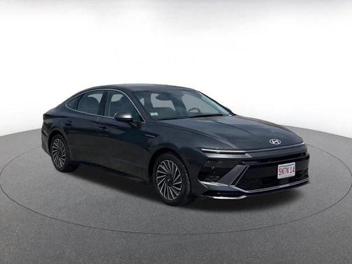 2024 Hyundai SONATA Hybrid SE