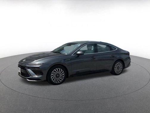 2024 Hyundai SONATA Hybrid SE