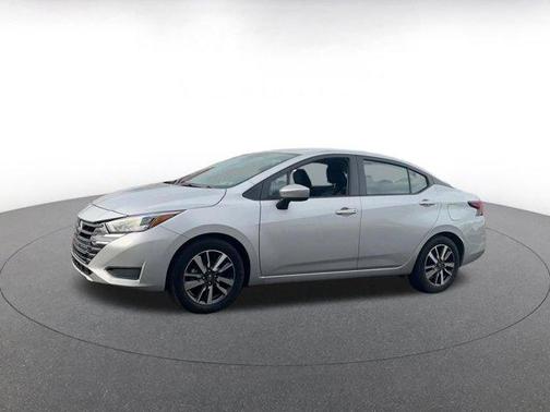 Brilliant Silver Metallic 2025 Nissan Versa 1.6 SV