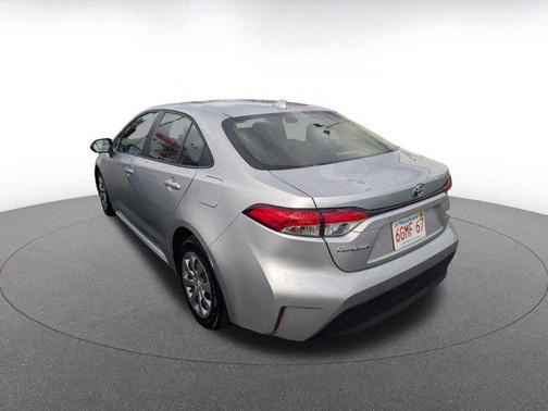 2025 Toyota Corolla Hybrid LE