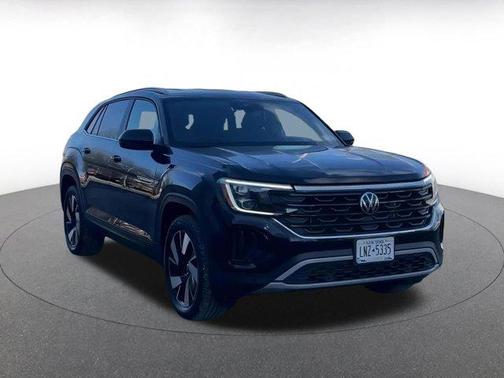 2025 Volkswagen Atlas Cross Sport 2.0T SE w/Technology 4MOTION