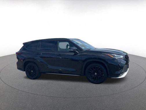 2024 Toyota Highlander XSE