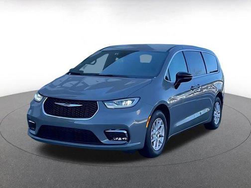 2025 Chrysler Pacifica L