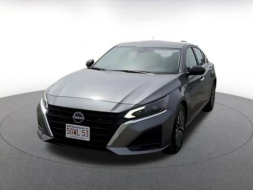Gun Metallic 2025 Nissan Altima SV FWD