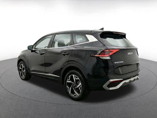 Ebony Black 2025 Kia Sportage LX