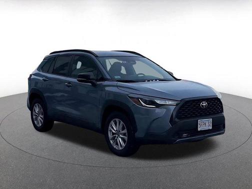 2025 Toyota Corolla Cross LE