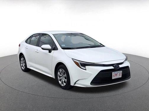 2025 Toyota Corolla Hybrid LE
