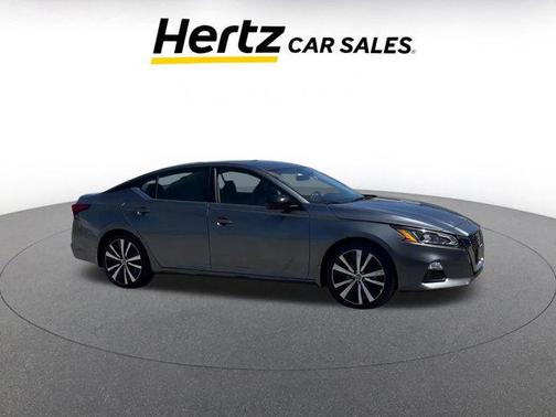 2022 Nissan Altima SR FWD