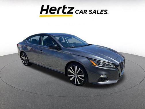 2022 Nissan Altima SR FWD