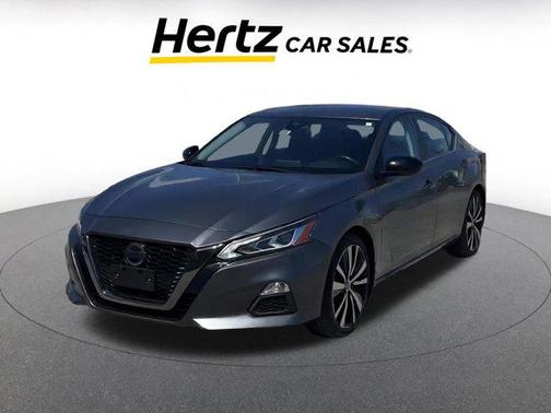 2022 Nissan Altima SR FWD