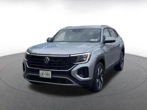 2025 Volkswagen Atlas Cross Sport 2.0T SE w/Technology 4MOTION