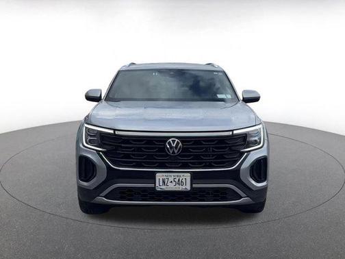 2025 Volkswagen Atlas Cross Sport 2.0T SE w/Technology 4MOTION