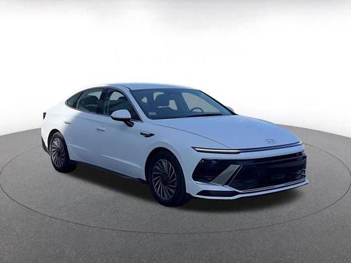 2025 Hyundai SONATA Hybrid SE