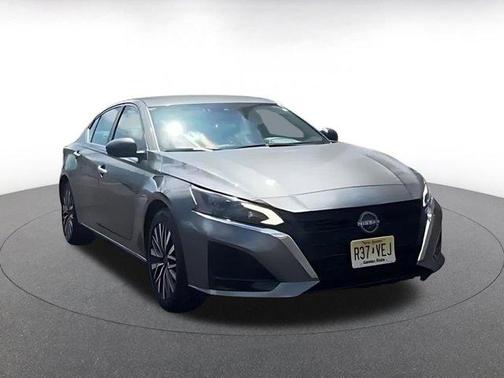 Gun Metallic 2025 Nissan Altima SV FWD