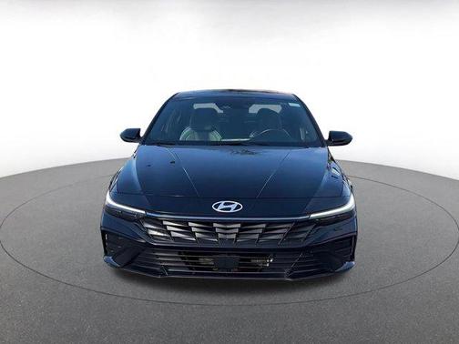 2025 Hyundai ELANTRA HEV Limited