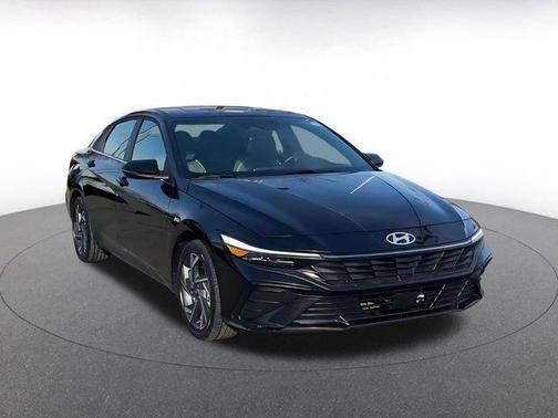 2025 Hyundai ELANTRA HEV Limited