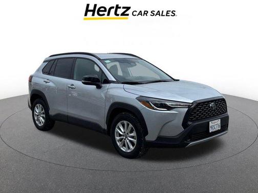 2025 Toyota Corolla Cross LE