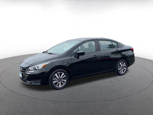 2024 Nissan Versa 1.6 SV