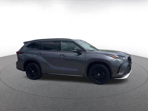 2024 Toyota Highlander XSE