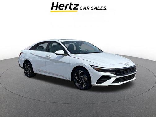 2025 Hyundai ELANTRA SEL